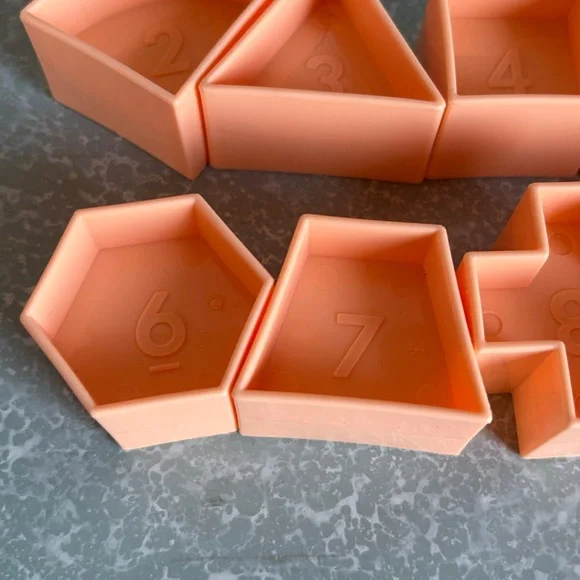 Tupperware Shape-O-Ball - Picture 7 of 8